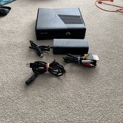 Xbox 360 With Cords 