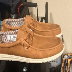 Hey Dude Size 9 Men
