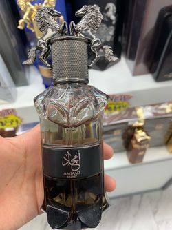 Amjaad Glory Eau de Parfum