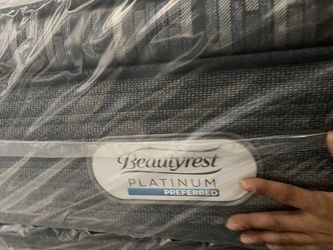 Mattress Beautyrest Platinum Pillow Top King Size  Thumbnail