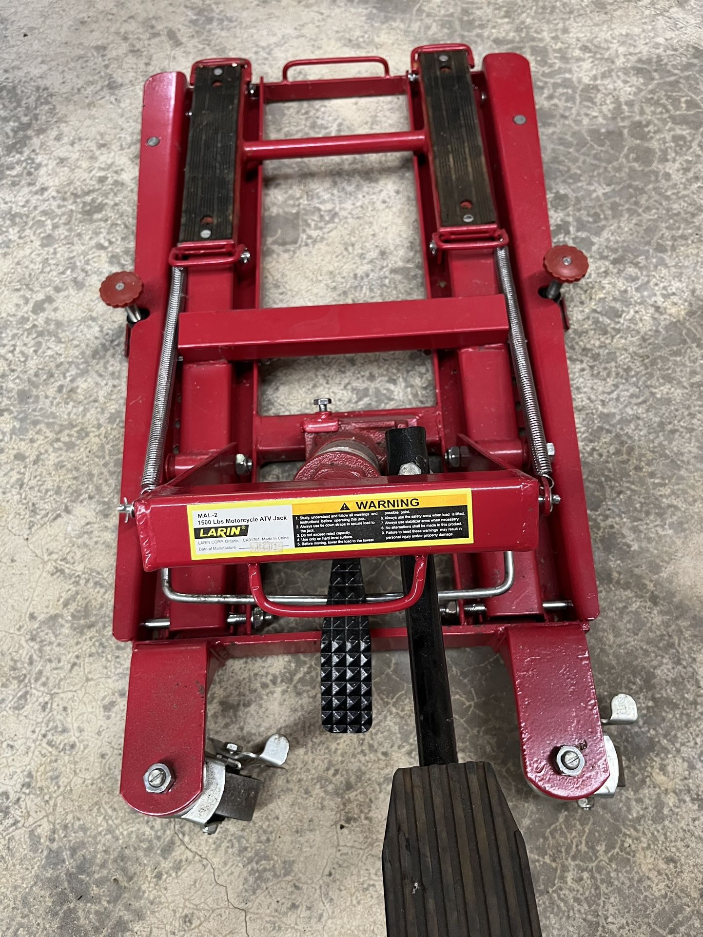 Manual Motorcycle or SUV Lift