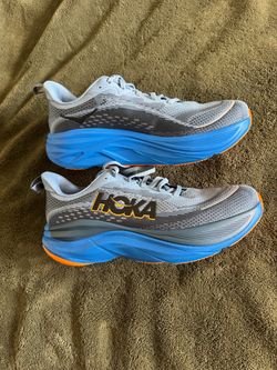 HOKA RUNNING SHOES