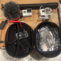 GoPro 7 black With With Accessories And Sd Card