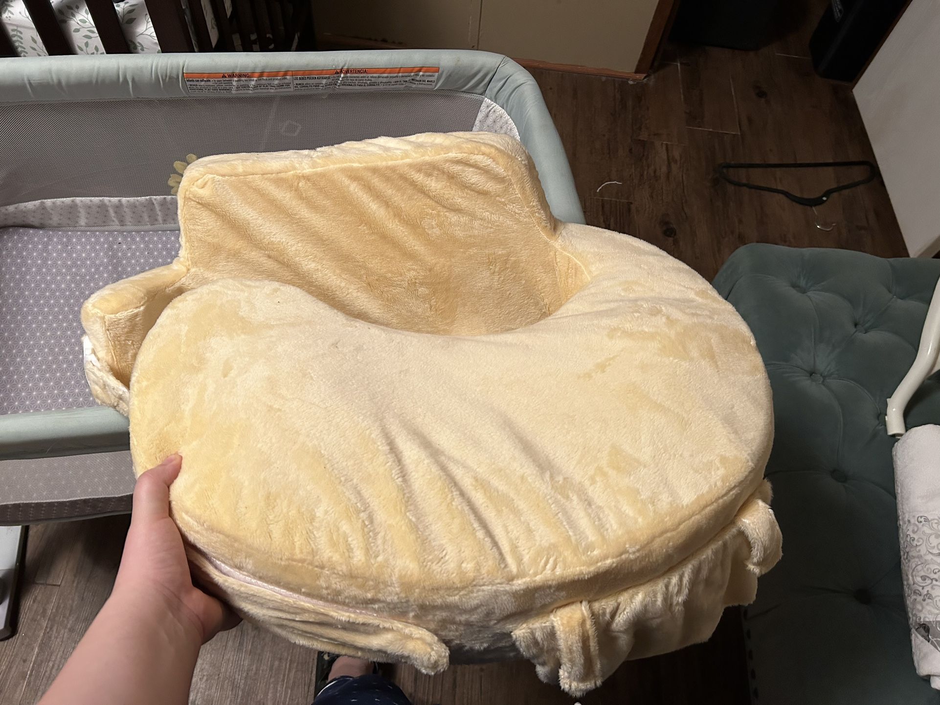 Breast Feeding Pillow