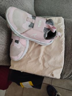 Nike Pink Girls Sneakers 