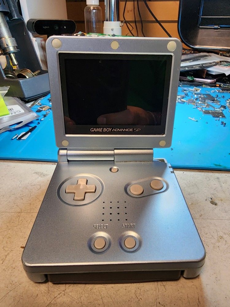 Nintendo Gameboy Broken
