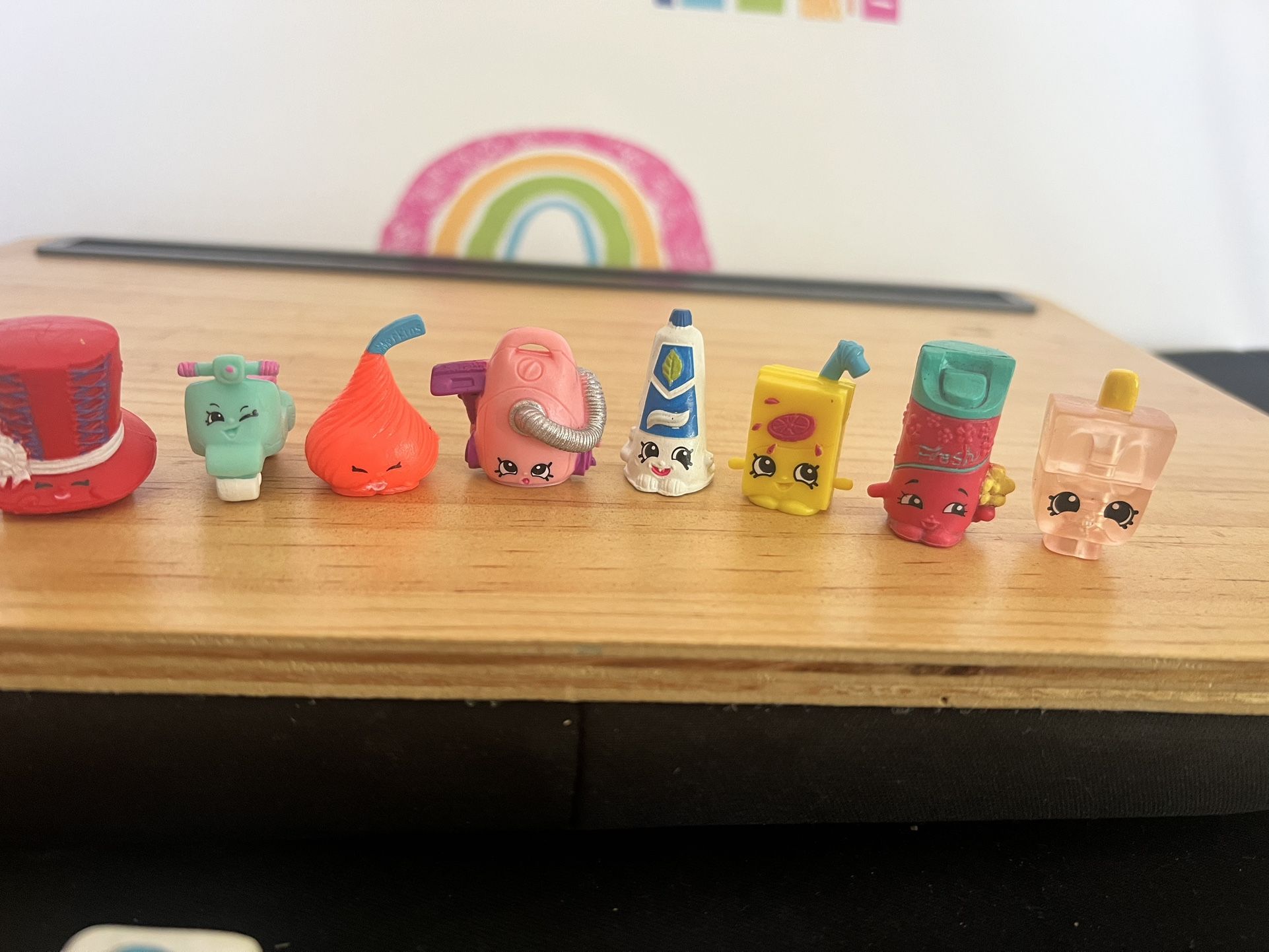 SHOPKINS BUNDLE - 8 SHOPKINS FOR $5