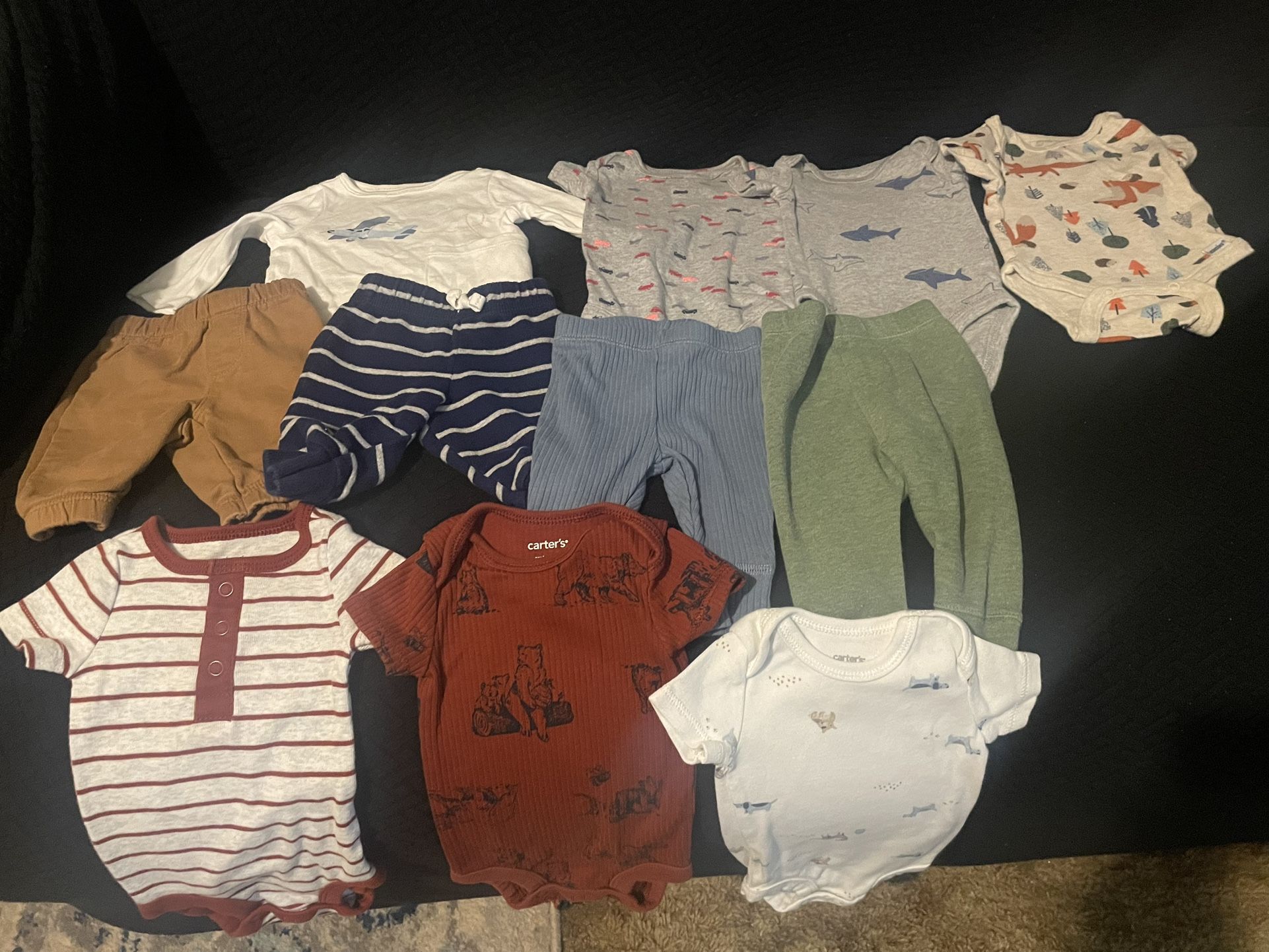 Baby clothes 11 items
