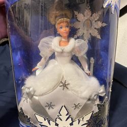 Holiday Princess Walt Disney Cinderella Barbie Doll Special Edition NEW