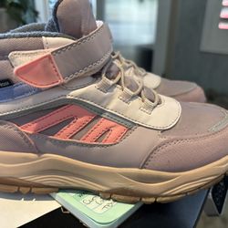 Little kid Size 1 Waterproof Hiking Boots 