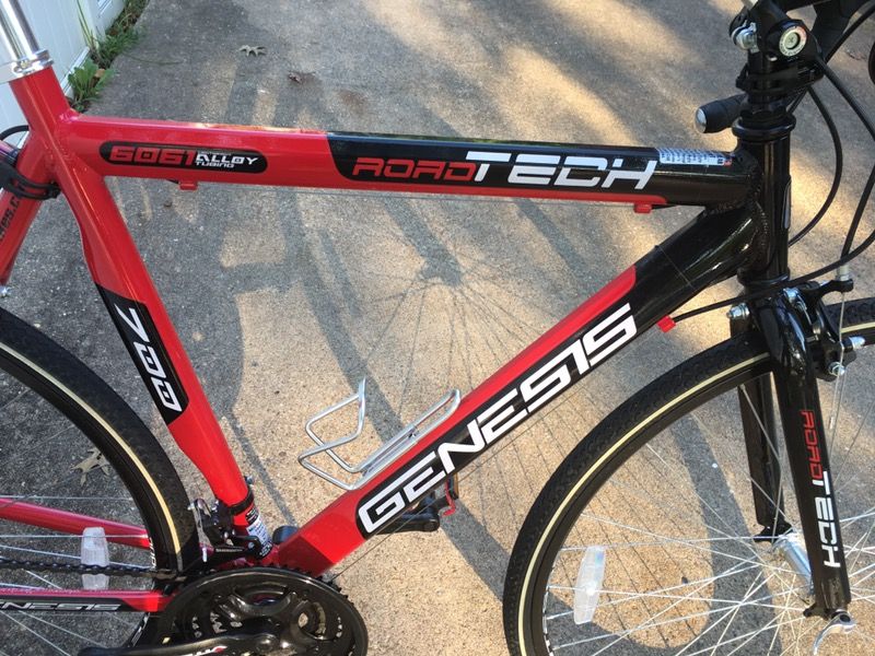 The 700c Genesis RoadTech Mens Road Bike for Sale in Franconia VA