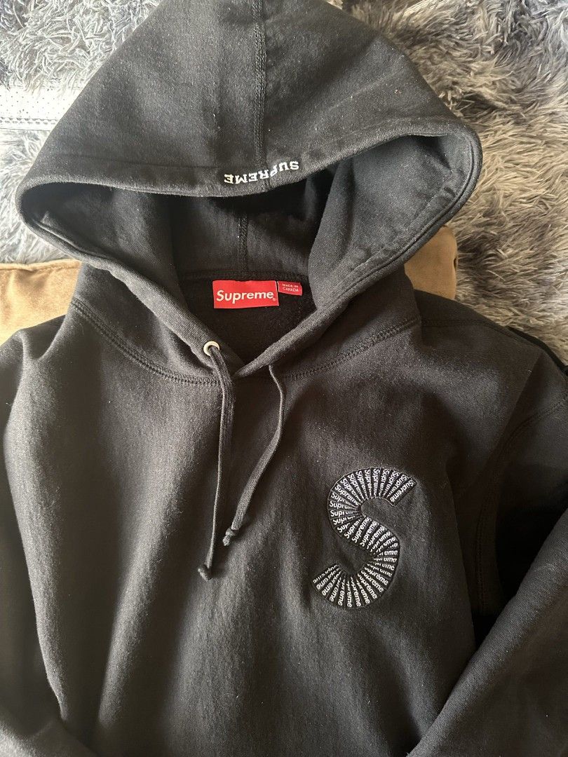 Supreme Hoodie