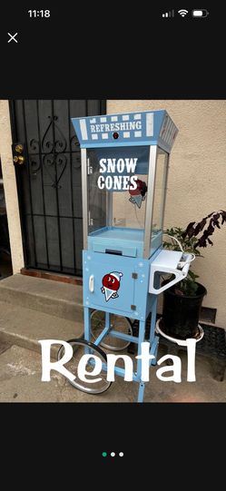 Snow cone machine