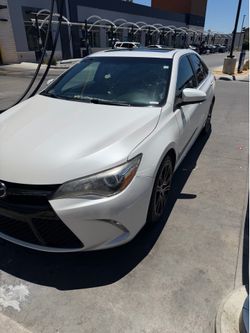 2016 Toyota Camry SE Special Edition Sedan 4D