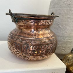 Antique copper brass pot collectible handle, small, engraved centerpiece, table, decor, planter pot vintage