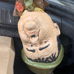 Oliver Hardy Head Statue!! $25!!