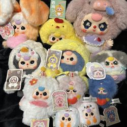  VINYL PLUSH PENDANTS 