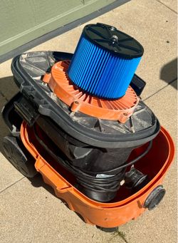 Shop vac - Rigid with new filter