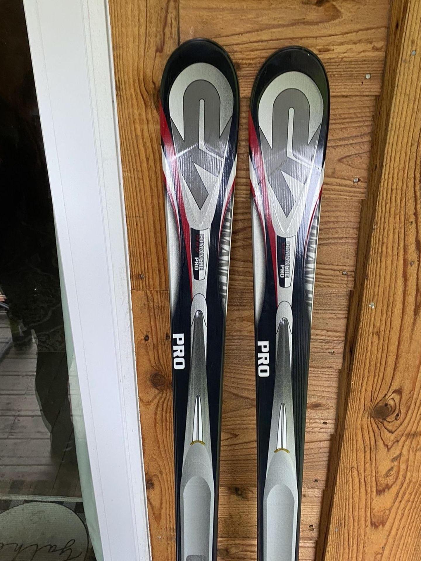 K2 Commachie Pro Skis Brand New
