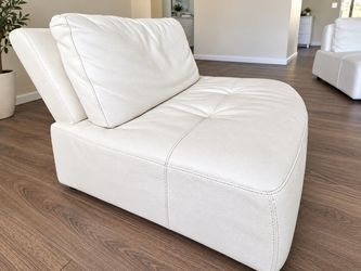 2 Genuine Leather Oversized Chairs – Modern & Super Comfortable