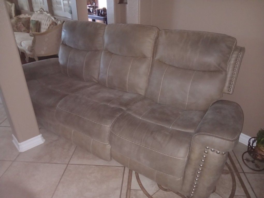Recliner Sofa