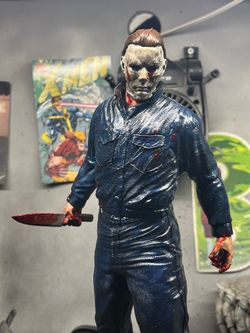 Michael Myers Statue (Printer & Painted)