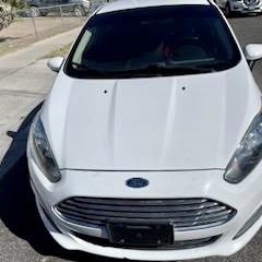 2015 Ford Fiesta En Perfecto Estado Como Nuevo