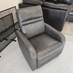 Delivery Available Aldryn Leather Power Glider Recliner Gray Retail $599