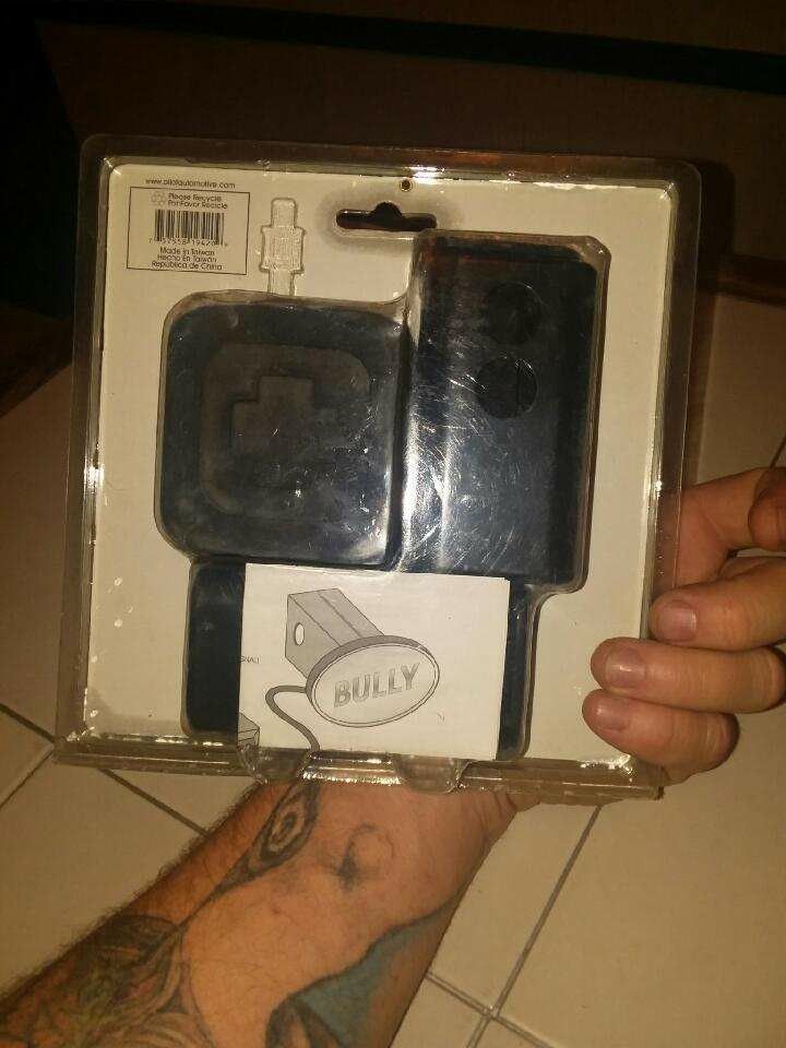 Bully Triple Chrome Bull Skull Hitch Cover Break Light for Sale in