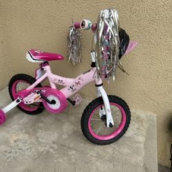 Girl Bike W/training Wheels
