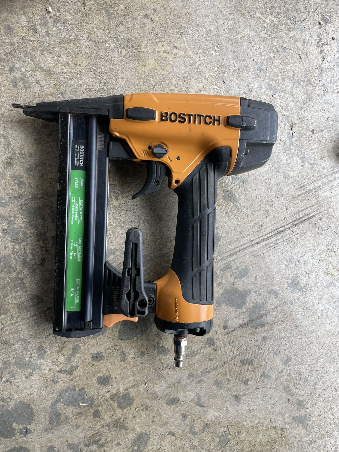 Bostitch  Crown Stapler  Gun 1/4 18g 
