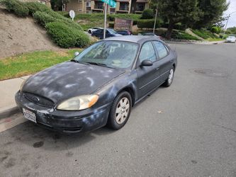 2004 Ford Taurus