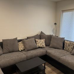 Sectional Couch 