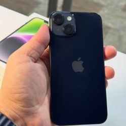 𝚒𝙿𝚑𝚘𝚗𝚎 14 Plus  𝚄𝚗𝚕𝚘𝚌𝚔𝚎𝚍 𝚆𝚒𝚝𝚑 𝚆𝚊𝚛𝚛𝚊𝚗𝚝𝚢