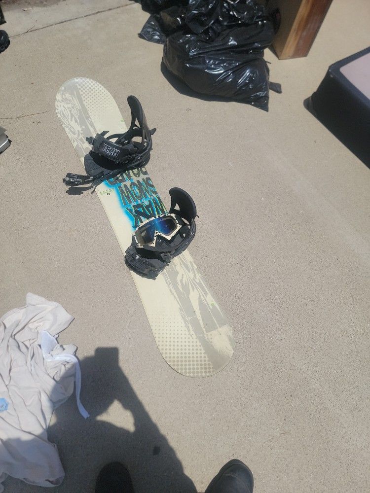 Snowboard