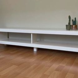 IKEA Tv Stand Holds Up To 60"