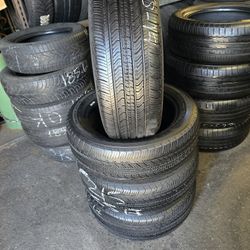 4 Used Tires Michelin With 80% Of Life 215-55-17