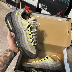 Nike Air Max 95 OG ‘Neon’