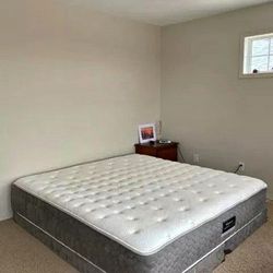 King Mattress - High-End Comfort | Available Today