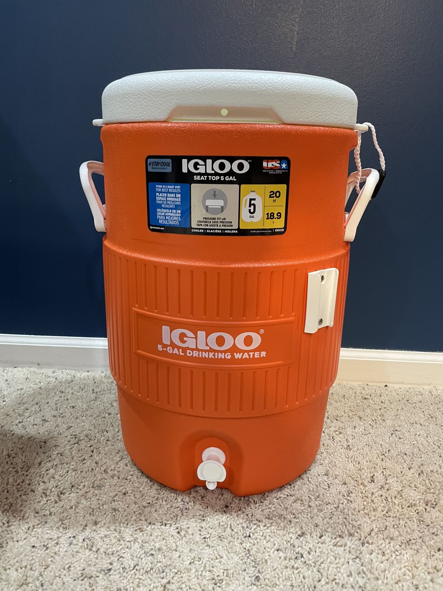 Brand New Igloo 5 Gallon Seat Top Water Cooler Local Pickup Only