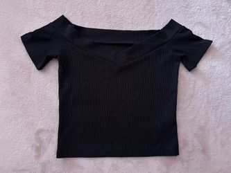 Black off the shoulder crop top
