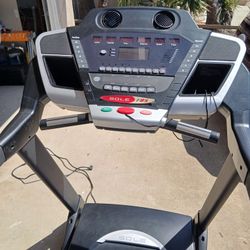 Sole F85 Treadmill 