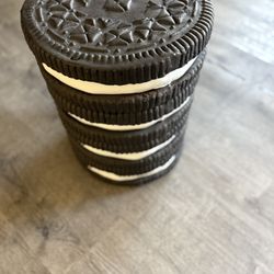 Oreo Stool 