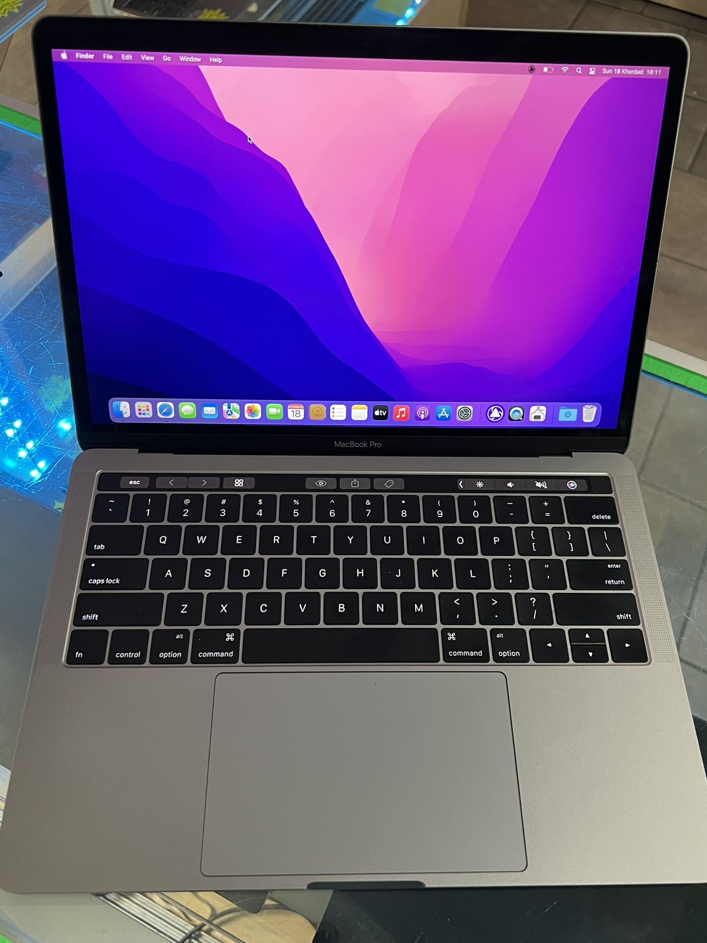 MacBook Pro 13” 2016 TouchBar Retina Intel Core , 16gb Ram , 1TB Flash SSD, macOS Monterey, $90 worth Microsoft office Package. Comes with Ch