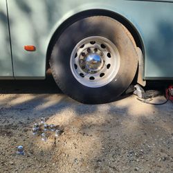 295/80/22.5 Yokohama