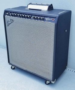 FENDER CONCERT REVERB PRO TUBE SERIES 4×10 COMBO AMPLIFIER 2- CHANNEL GUITAR/ INSTRUMENT AMP WITH FOOTSWITCH