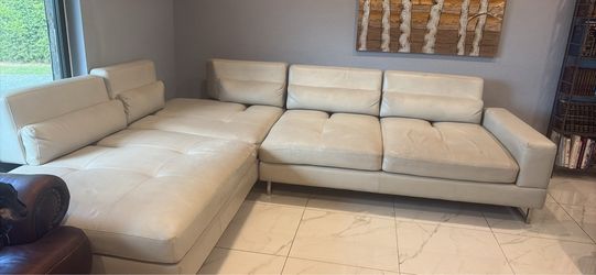 Grey comfy couch