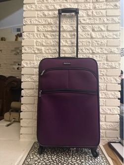 Protocol Purple Suitcase carry on 20"x14"x6"