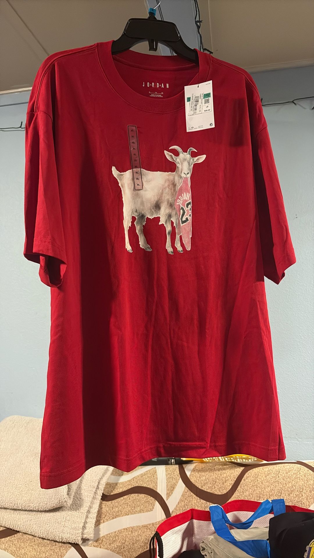 Air Jordan T-shirt Brand New