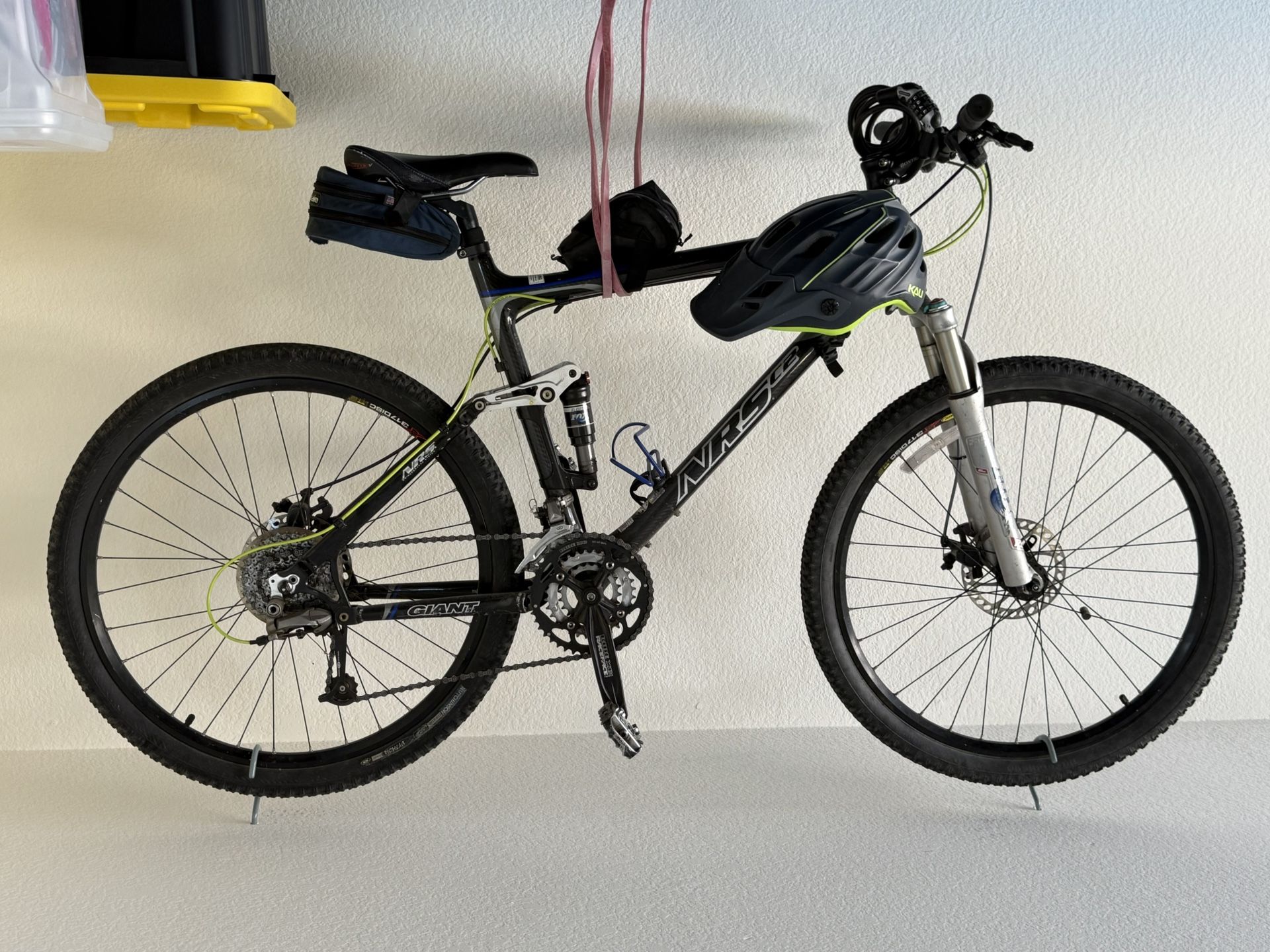 Giant mountain bike